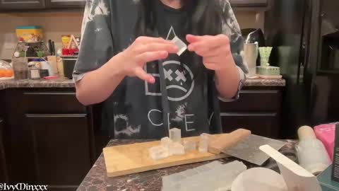 Ivy Minxxx online show from December 14, 12:55 am