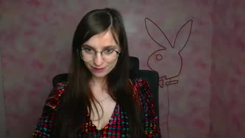 Ivy online show from April 10, 7:20 pm