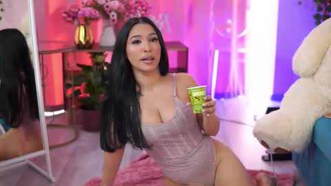 Ivy online show from January 18, 10:22 am