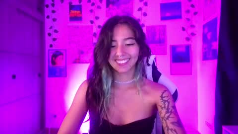 Ivy  online show from April 17, 3:08 am