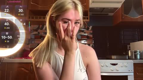 Liana online show from April 3, 3:48 am