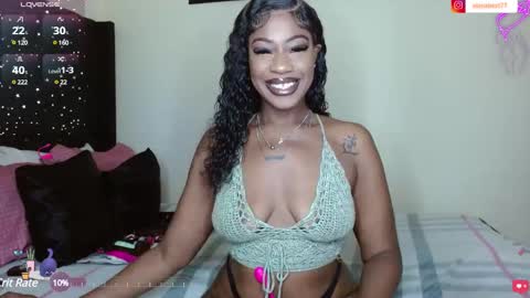 Snapshot of izzabelvalentine chatting on January 28, 8:04 pm Izzabel Valentine online show from January 28, 8:04 pm