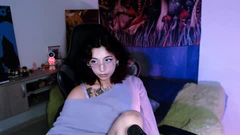 jade 18  online show from November 18, 5:41 am