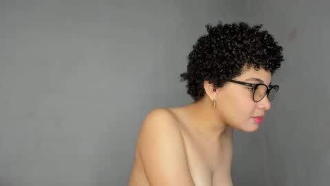 Jadeleidy Dorthini online show from November 18, 9:27 pm