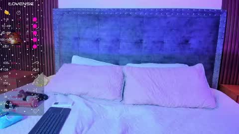 karlla scarlet online show from June 3, 4:13 am
