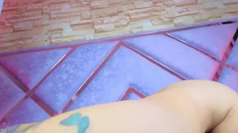 jade white  online show from March 6, 3:29 pm