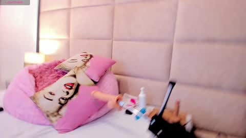 Jade Jolson online show from January 20, 8:18 pm