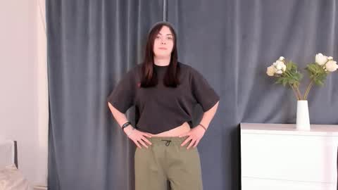 Helen online show from February 19, 6:07 pm