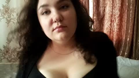 jamihloy online show from July 28, 10:46 am
