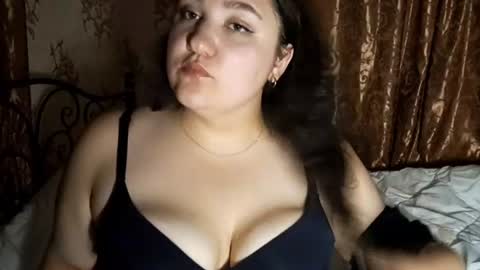jamihloy online show from July 28, 8:34 pm