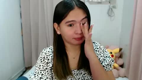 YOUR LOVELY JANE online show from April 12, 9:39 pm