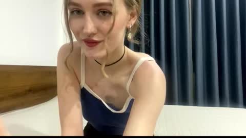 Janie online show from March 22, 3:18 pm