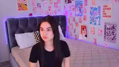 janicerivera online show from April 11, 5:35 am