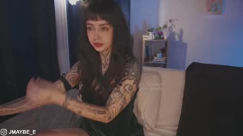   jmaybe e online show from February 27, 1:44 pm