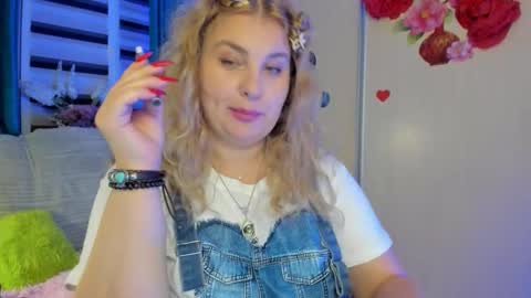 Snapshot of jansylines chatting on September 30, 6:57 pm JansyLines online show from September 30, 6:57 pm