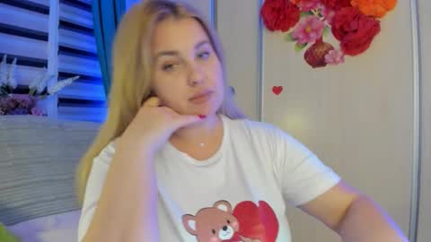 Snapshot of jansylines chatting on September 27, 6:26 pm JansyLines online show from September 27, 6:26 pm