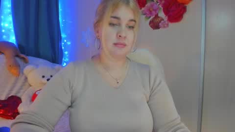 Snapshot of jansylines chatting on February 8, 4:14 pm JansyLines online show from February 8, 4:14 pm