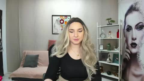 JaquelinLaurent online show from March 21, 12:48 am