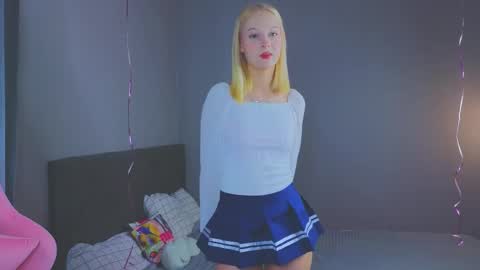 Jasmi online show from February 19, 5:40 am