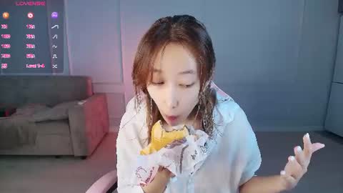 Jasmine online show from July 22, 3:18 am