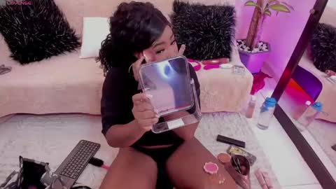 Instagram jasminecampbell1  online show from May 4, 8:56 pm
