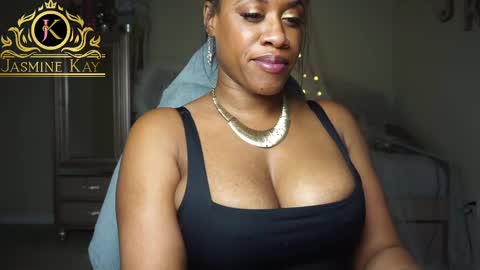 Snapshot of jasminekay chatting on September 25, 2:43 am JasmineKay online show from September 25, 2:43 am