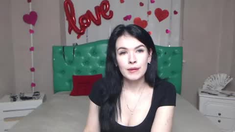 JasmineKouch online show from April 16, 6:14 am