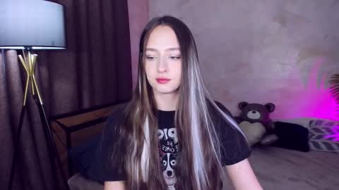 Jasmine online show from March 4, 10:22 am