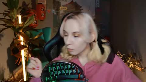 Jasmine online show from March 9, 5:11 am