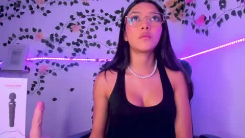 Jaulyn online show from April 16, 6:40 pm