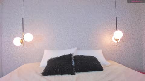 JAZLIN ANGELS online show from September 28, 6:53 am