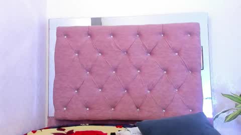 jazmin040_ online show from February 18, 11:53 am