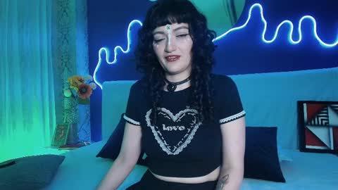 Jean online show from April 10, 7:53 pm