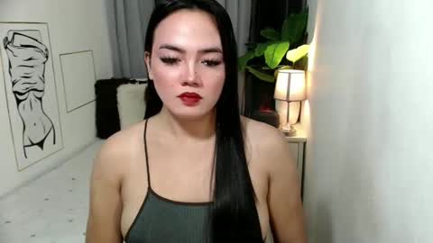 Jeanwants2play online show from November 14, 6:46 am