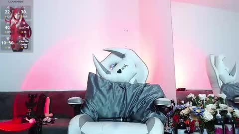 jen online show from September 23, 7:17 am