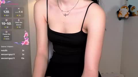 Molly online show from October 1, 11:20 pm