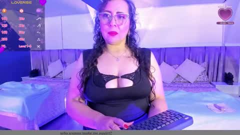 jenifer_cruz online show from March 10, 5:00 am
