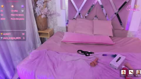 jenna_tay1 online show from April 16, 9:39 pm