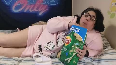  Dragon Queen. Be my Dragon --  and  online show from February 1, 10:52 pm