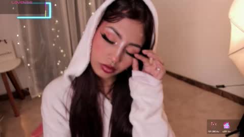 Jenner online show from November 10, 11:22 pm