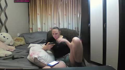 JenniDeep online show from January 13, 11:36 am