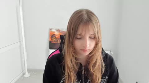 Karla online show from April 11, 9:24 am