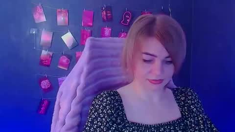 Jennifer online show from February 24, 7:40 am