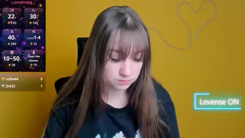 Jennifer online show from December 22, 6:49 am