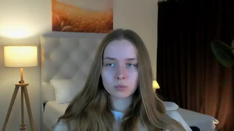 Jennifer online show from September 30, 9:19 pm