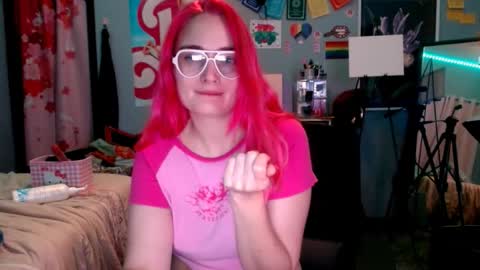 Jennifer Gwen online show from October 31, 1:40 am