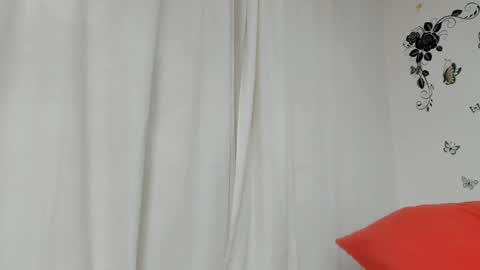 Snapshot of jenniferloveyou chatting on March 6, 8:37 pm jenniferloveyou online show from March 6, 8:37 pm