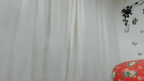 Snapshot of jenniferloveyou chatting on December 30, 1:14 pm jenniferloveyou online show from December 30, 1:14 pm