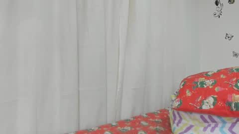 Snapshot of jenniferloveyou chatting on January 4, 12:27 pm jenniferloveyou online show from January 4, 12:27 pm