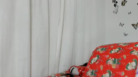 Snapshot of jenniferloveyou chatting on January 6, 4:34 pm jenniferloveyou online show from January 6, 4:34 pm